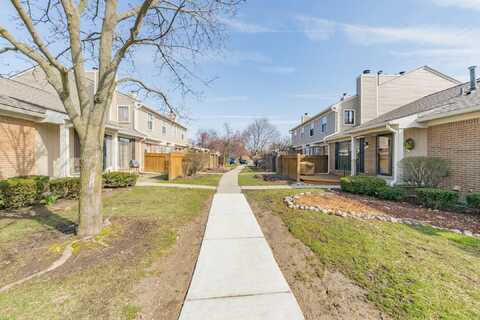 22100 Edgewater, Novi, MI 48375