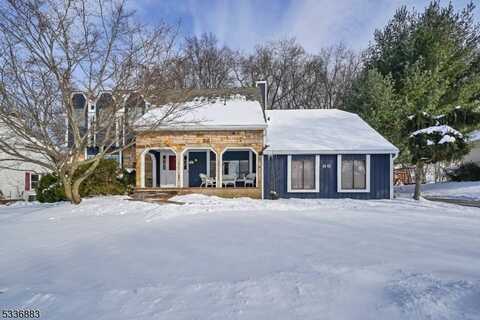 66 Knob Hill Rd, Washington, NJ 07840