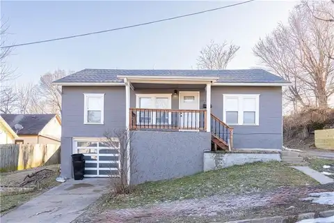 216 E Cherry Street, Saint Joseph, MO 64505