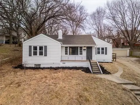 2205 W Circle Drive, Saint Joseph, MO 64505