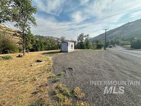 182 Main Street, Juliaetta, ID 83535