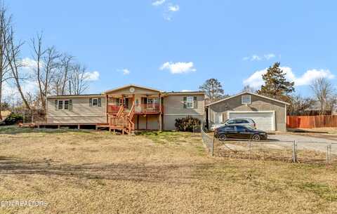 102 2nd St, Corryton, TN 37721