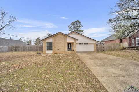 3716 Kriss Dr, Longview, TX 75604