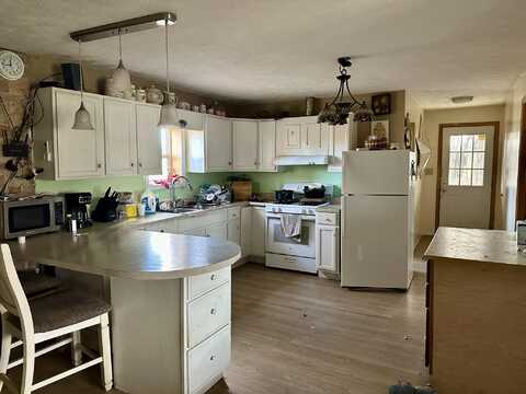 196 Oaks Road, Russell Springs, KY 42642