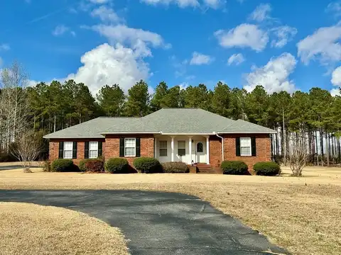 3641 Dick Allen Road, Louisville, MS 39339