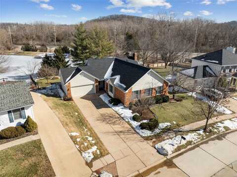 962 Kinsale Drive, Saint Louis, MO 63021