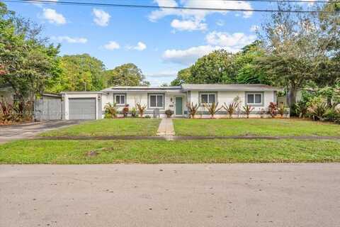 4691 NW 4th Ct, Plantation, FL 33317