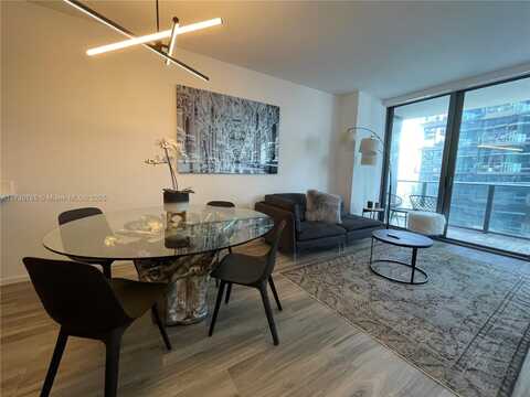801 S Miami Ave, Miami, FL 33130