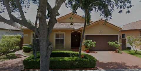 8809 NW 169th Ter, Miami Lakes, FL 33018