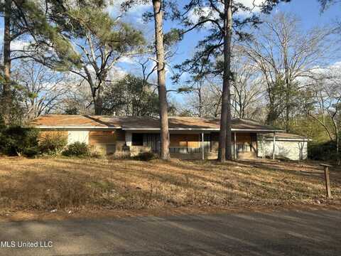 321 W Leavell Woods Drive, Jackson, MS 39212