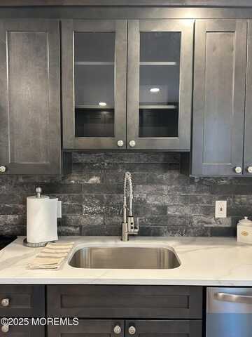 12 Maidstone Way, Manchester, NJ 08759