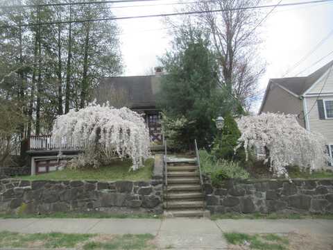 739 Lindbergh Avenue, Peekskill, NY 10566