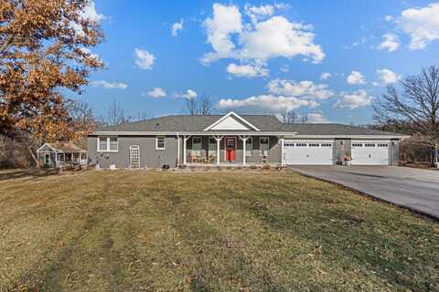 401 County Road 2500 N, Mahomet, IL 61853