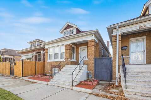 6424 S Whipple Street, Chicago, IL 60629