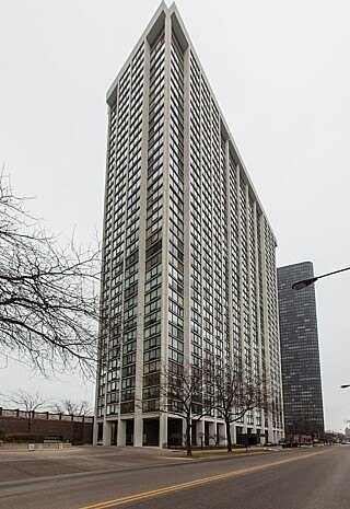 5445 N Sheridan Road, Chicago, IL 60640