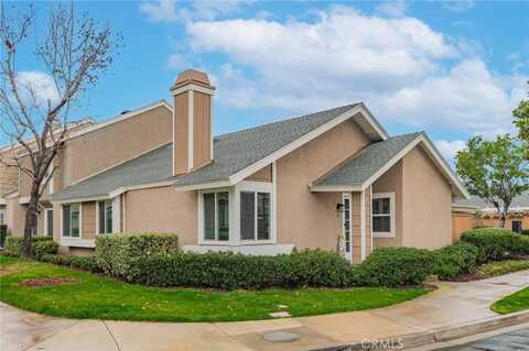 15 Hollowglen, Irvine, CA 92604