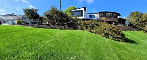 300 Holmwood Drive, Newport Beach, CA 92663