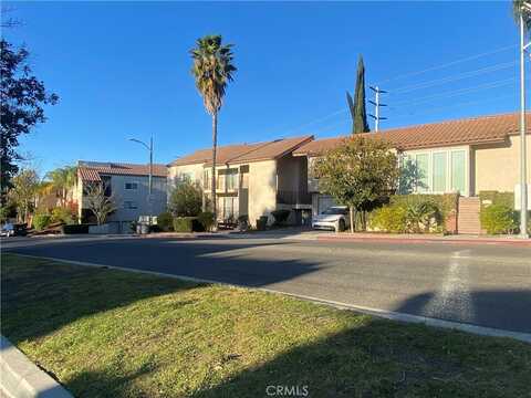 23351 Park Sorrento, Calabasas, CA 91302