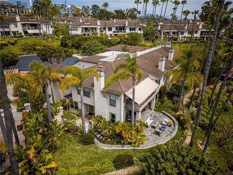 27 Seabrook, Newport Beach, CA 92660