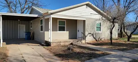 717 Lubbock, Sweetwater, TX 79556