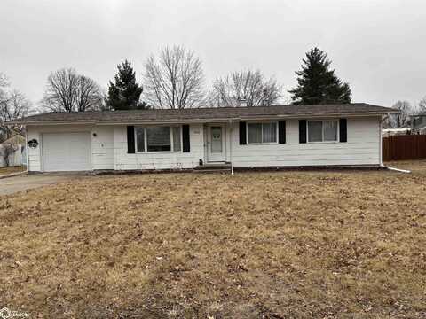 1006 Grand Park Drive, Fairfield, IA 52556