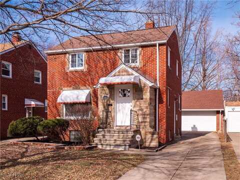 19013 Pawnee Avenue, Cleveland, OH 44119