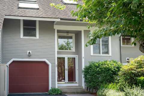 57 Green Heron Lane, Nashua, NH 03062