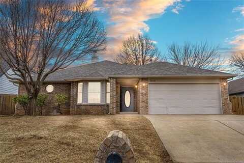 9229 E 97th Place, Tulsa, OK 74133