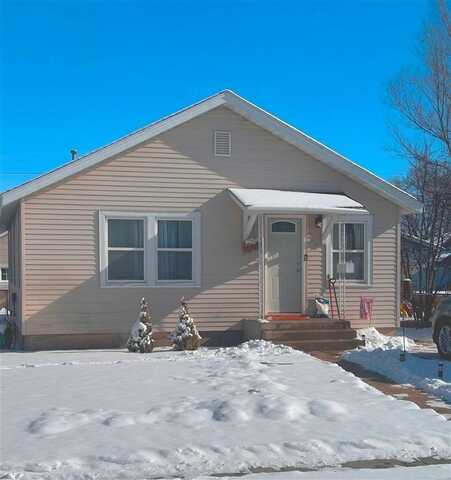 225 N N Cheyenne St, Powell, WY 82435