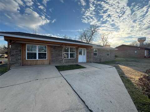 801 W Arthur Street, Hugo, OK 74743