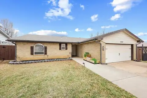 1000 Cherrywood Lane, Yukon, OK 73099