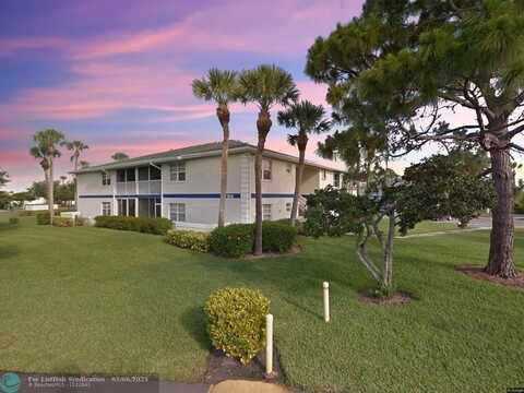 1512 SE Royal Green Cir, Port Saint Lucie, FL 34952