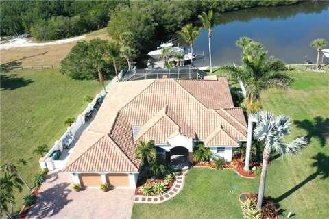 81 Queens Road, Hutchinson Island, FL 34949