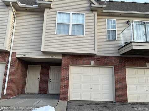 8538 HEYWOOD Circle, Sterling Heights, MI 48312