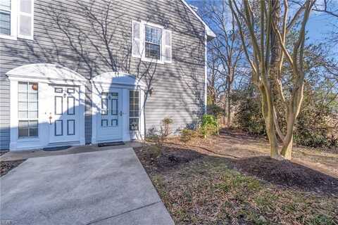 4674 Genoa Circle, Virginia Beach, VA 23462