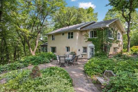 9551 Riverview Road, Eden Prairie, MN 55347