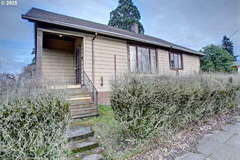 702 NE ROSA PARKS WAY, Portland, OR 97211