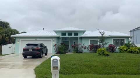 4609 SW Ulster Street, Port Saint Lucie, FL 34953