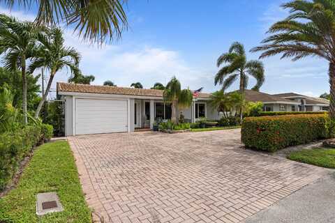 8 SE 8th Avenue, Deerfield Beach, FL 33441