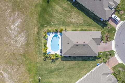 2004 Amazon Way, Vero Beach, FL 32962
