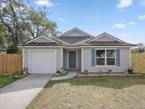 2403 Edgemoor St, Palatka, FL 32177