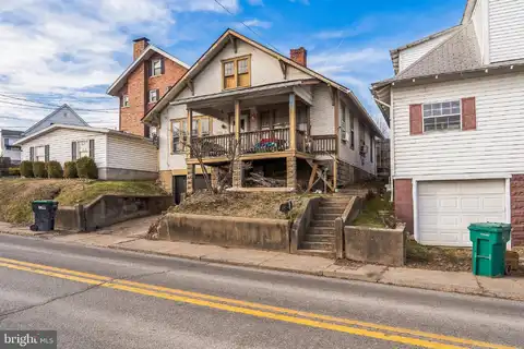 330 MILFORD ST, CLARKSBURG, WV 26301