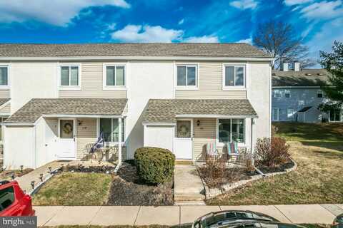 121 ROSKEEN COURT, PHOENIXVILLE, PA 19460