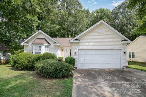 7524 Claiborne Woods Road, Charlotte, NC 28216