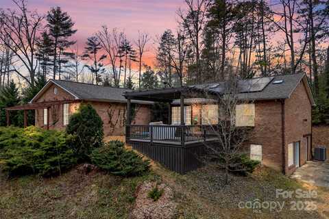 221 Edge Road, Penrose, NC 28766