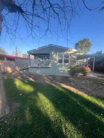 2706 Ashlan Avenue W, Fresno, CA 93705