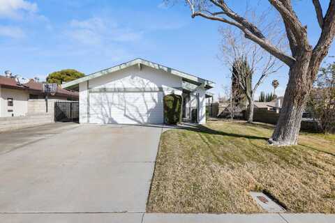 841 Landsford Street, Lancaster, CA 93535