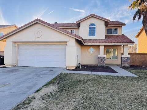 43951 Balmuir Avenue, Lancaster, CA 93535