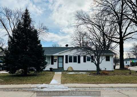 403 E 19th Street, Grand Island, NE 68801