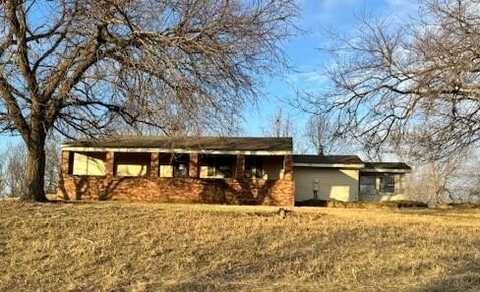 631 E Dade 44, Greenfield, MO 65661